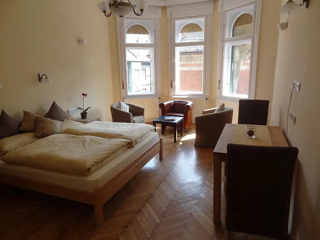 Апартаменты Bella Casa Budapest Center 0*,  Венгрия